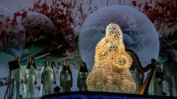 Zasłona do filmu "Björk: Cornucopia" #651840
