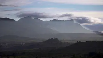 Zasłona do filmu "Rioja, la tierra de los mil vinos" #1644379