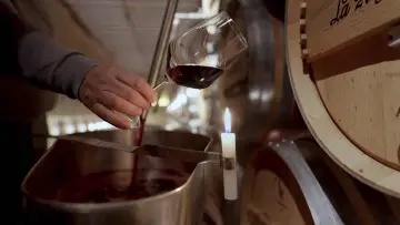 Zasłona do filmu "Rioja, la tierra de los mil vinos" #1644380