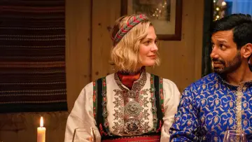 Zasłona do filmu "Święta jak zwykle" #382010