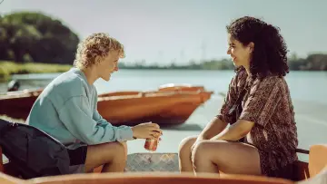 Zasłona do filmu "Skiff" #534721