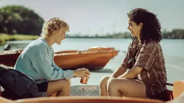 Zasłona do filmu "Skiff" #534726