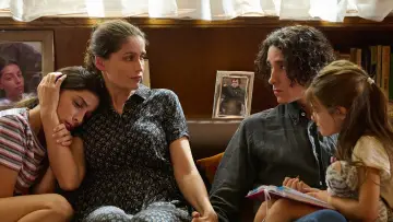 Zasłona do filmu "Una storia nera" #460035
