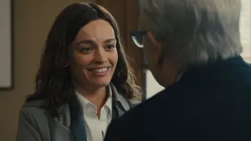 Zasłona do filmu "Ella McCay" #509678