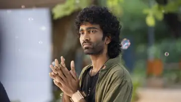 Zasłona do filmu "லவ் இன்சூரன்ஸ் கம்பெனி" #829241