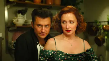 Zasłona do filmu "Неприличные гости" #453412
