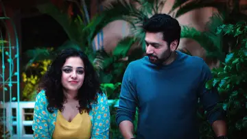 Zasłona do filmu "காதலிக்க நேரமில்லை" #1528205