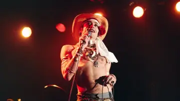 Zasłona do filmu "Latynoska krew: Ballada o Neyu Matogrosso" #790518