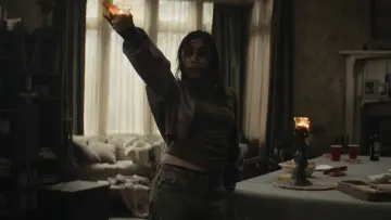 Zasłona do filmu "Evil Dead Burn" #827729