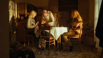 Zasłona do filmu "Trifole" #706465