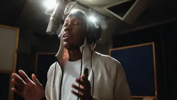 Zasłona do filmu "As We Speak: Rap Music on Trial" #197003
