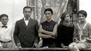 Zasłona do filmu "Frida" #463575