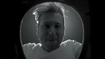 Zasłona do filmu "Look at Me" #984252