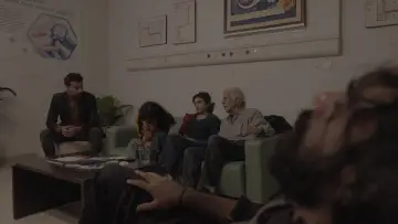 Zasłona do filmu "Gair Qanooni Kashmakash" #1112553