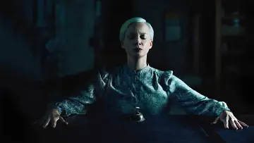 Zasłona do filmu "Dom osobliwości" #627465