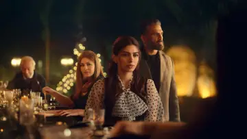 Zasłona do filmu "Chłopak na niby" #676953
