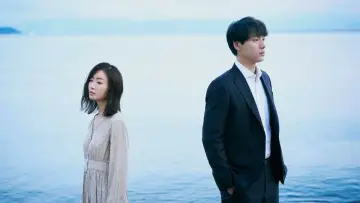 Zasłona do filmu "湖の女たち" #460085