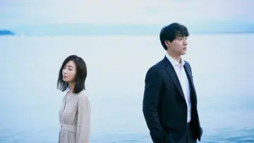 Zasłona do filmu "湖の女たち" #476171