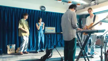 Zasłona do filmu "バジーノイズ" #476784