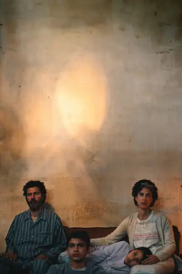 Plakat do filmu "اللي باقي منك" #1786189