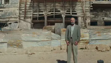 Zasłona do filmu "اللي باقي منك" #763071