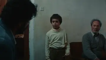 Zasłona do filmu "اللي باقي منك" #763075