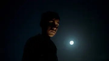 Zasłona do filmu "La historia se escribe de noche" #787851