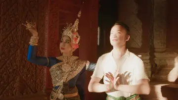 Zasłona do filmu "Pol Pot Dancing" #740411
