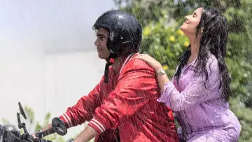 Zasłona do filmu "நிலவுக்கு என் மேல் என்னடி கோபம்" #1567572