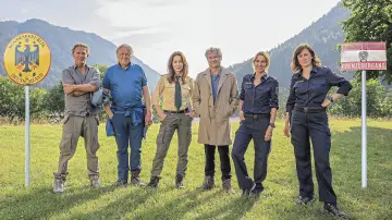Zasłona do filmu "Hubert ohne Staller - Dem Himmel ganz nah" #984683