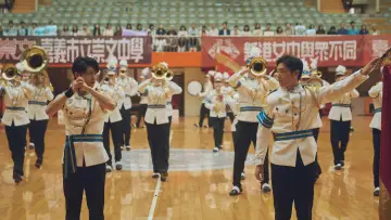 Zasłona do filmu "進行曲" #1152300