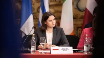 Zasłona do filmu "Prezydentka z przypadku" #984785