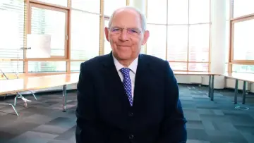 Zasłona do filmu "Beckenbauer" #198110