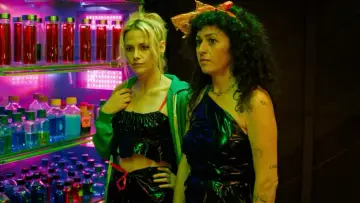 Zasłona do filmu "The Wrong Girls" #1282726