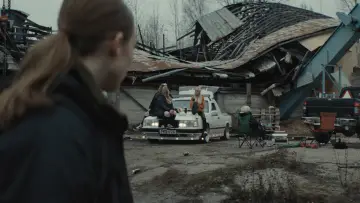 Zasłona do filmu "Bye Bye Boredom" #983865