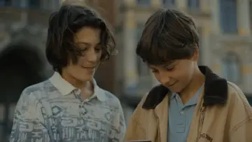 Zasłona do filmu "Młode serca" #573821