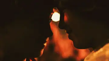 Zasłona do filmu "Młode serca" #573830