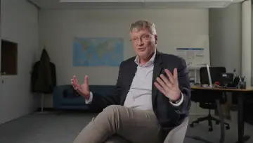 Zasłona do filmu "Wir waren in der AfD - Aussteiger berichten" #352898