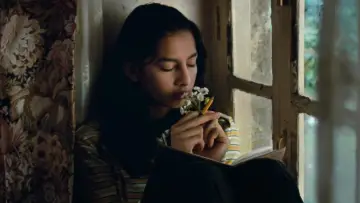 Zasłona do filmu "जुगनूमा" #783269