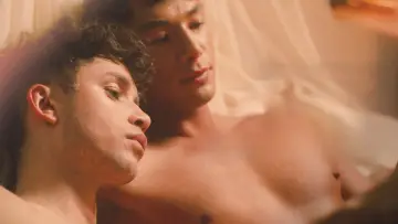 Zasłona do filmu "Boys on Film 24: Happy Endings" #1015087