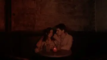 Zasłona do filmu "Margot Can