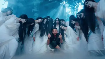 Zasłona do filmu "Bhooth Bangla" #775177