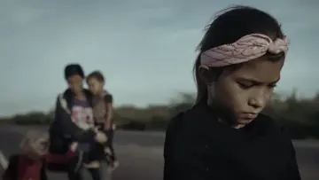 Zasłona do filmu "Venezuela: Country of Lost Children" #355953
