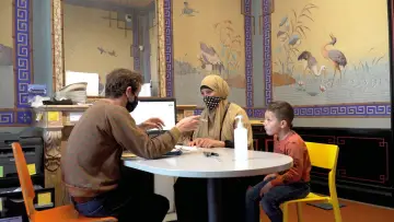 Zasłona do filmu "Toubib, 12 années dans la vie d
