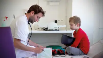 Zasłona do filmu "Toubib, 12 années dans la vie d