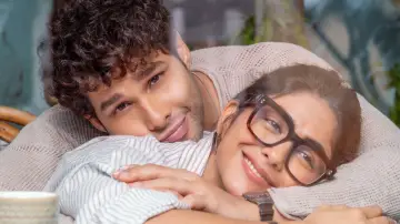 Zasłona do filmu "दो दीवाने शहर में" #535518