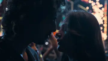 Zasłona do filmu "सैयारा" #596685