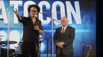 Zasłona do filmu "The 11th Annual On Cinema Oscar Special LIVE from AmatoCon" #1015353