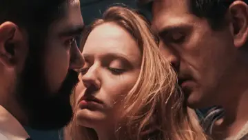 Zasłona do filmu "Tres extraños" #1015794