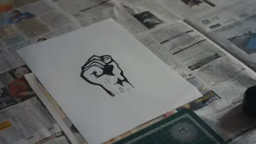 Zasłona do filmu "Drawing a Line" #367142